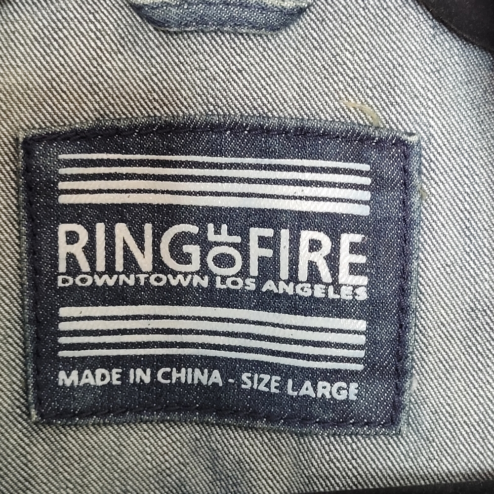 RING OF FIRE PATCHED DISTRESSED DENIM BLUE JEAN VEST SIZE L MULTIPLE POCKETS - Picture 5 of 10